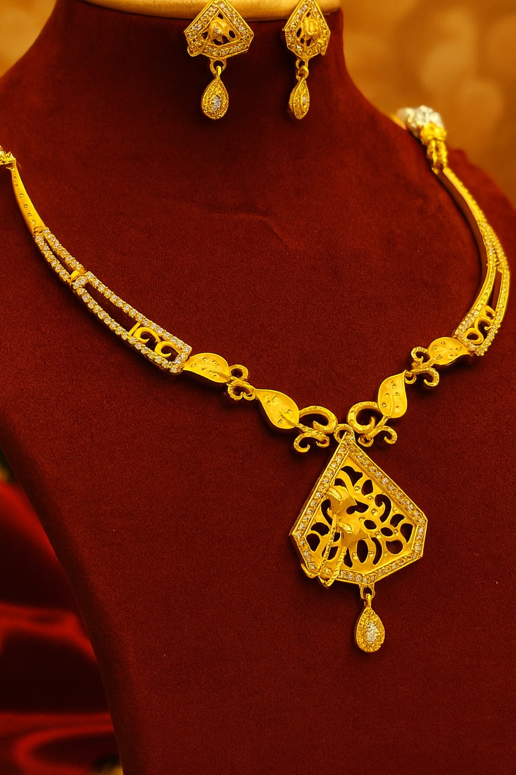 Elegant Gold-Plated CZ & Filigree Necklace Set