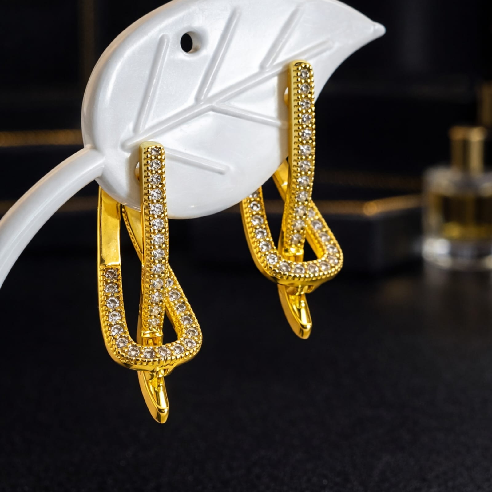 Modern Gold-Plated Crystal Interlocking Hoop